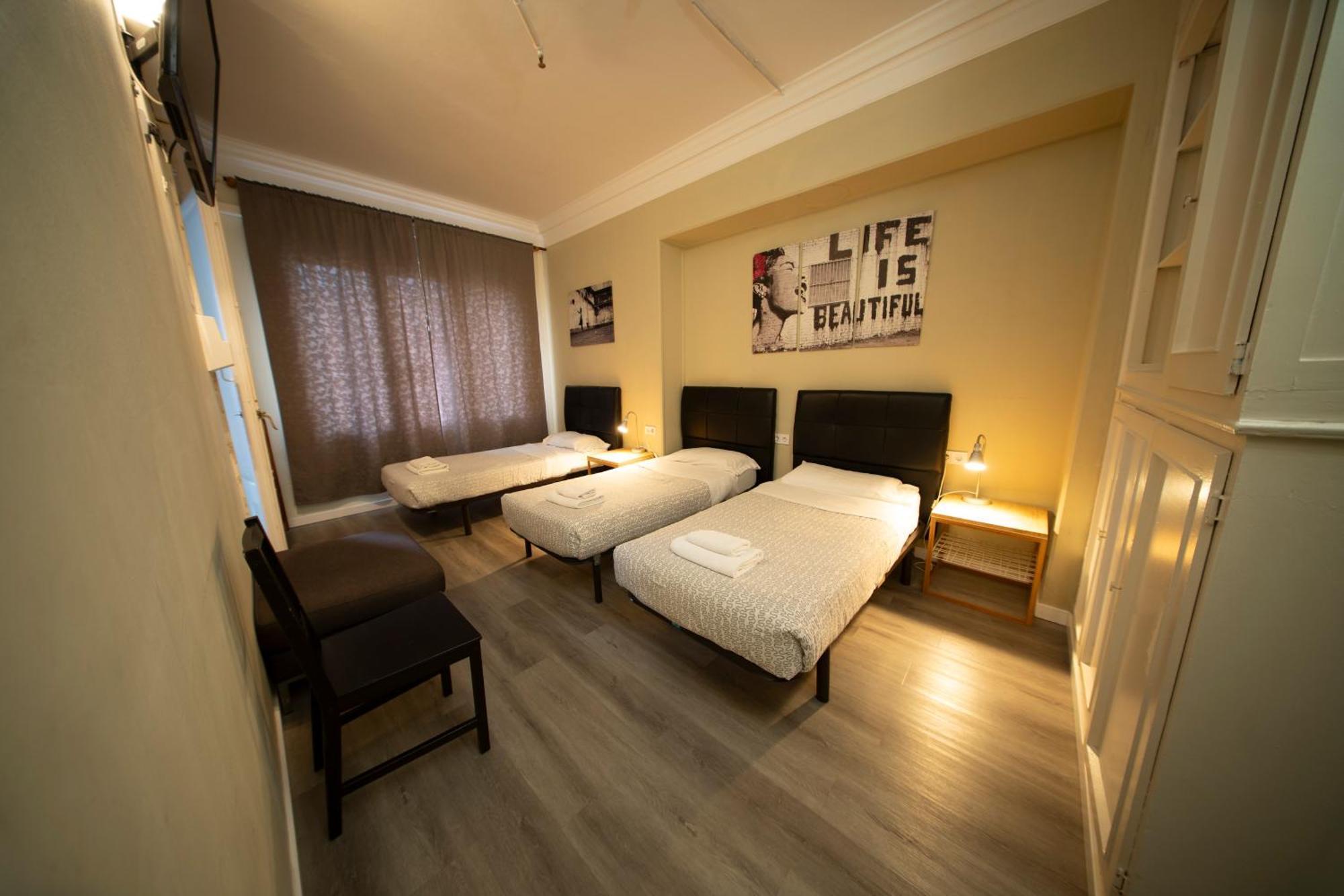 Wow Hostel Barselona Dış mekan fotoğraf